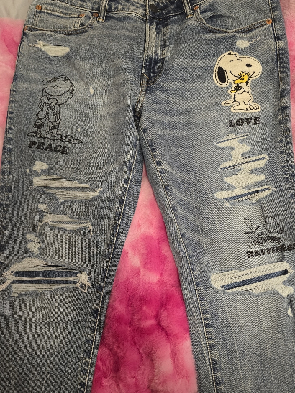 Light Wash Women's Jeans with Snoopy Patch & Distressed Detail